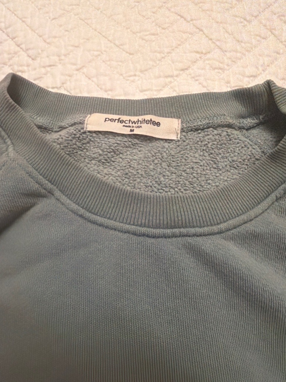 Perfect white tee Lennox sweatshirt